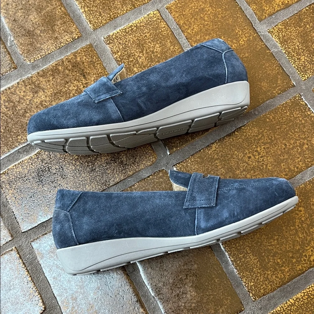 Propet Yetta Blue Suede Slip-On Penny Loafers